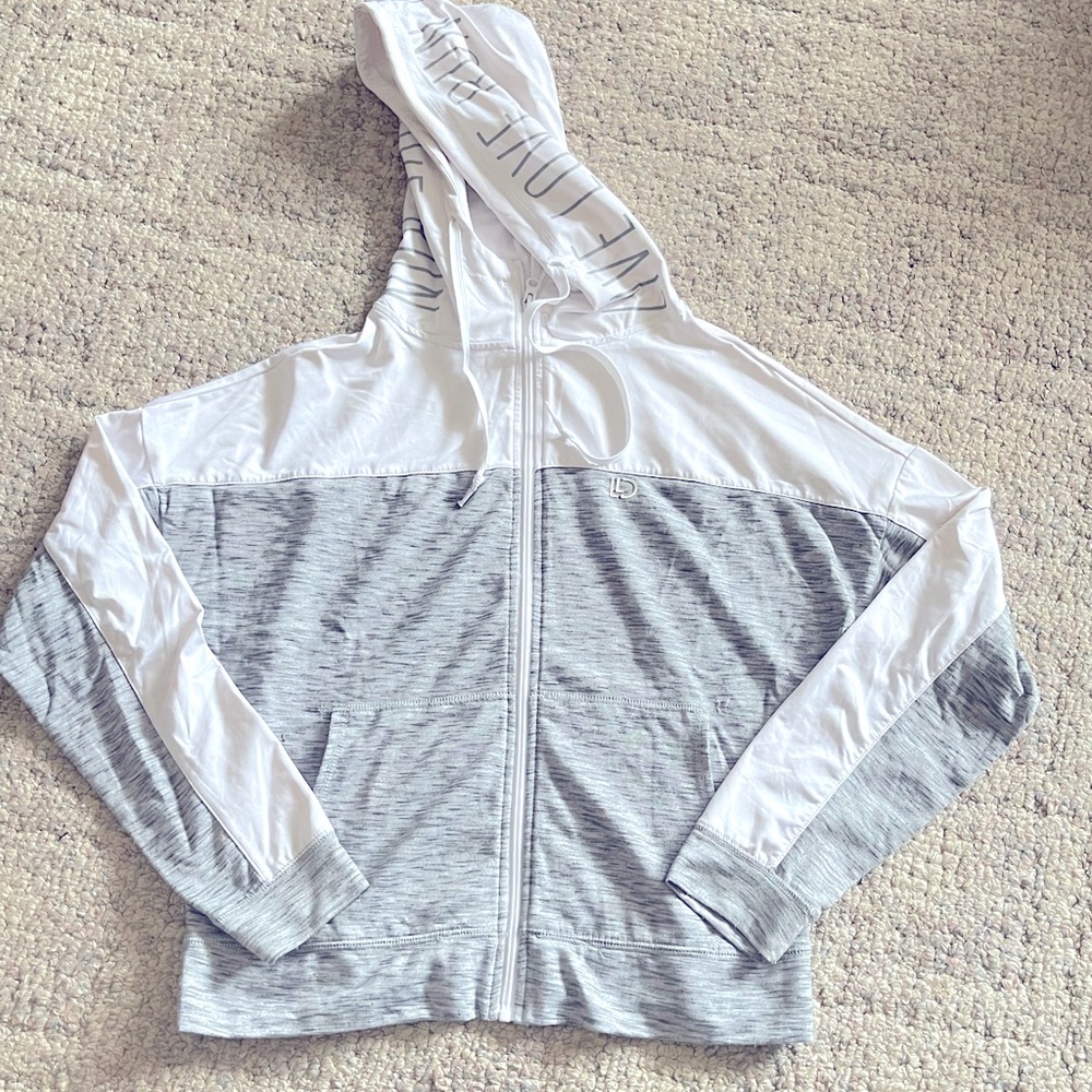 Aeropostale Love Love Dream Women’s Zip Up‎ Hoodie Size Medium